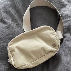 Lululemon crossbody